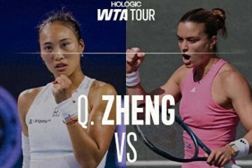 4次破发！郑钦文残暴横扫萨卡里晋级16强！信心爆棚，剑指冠军