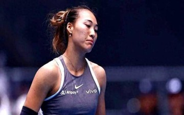 奥运冠军郑钦文陷瓶颈，17岁新星连夺两冠，留给她的时间不多了